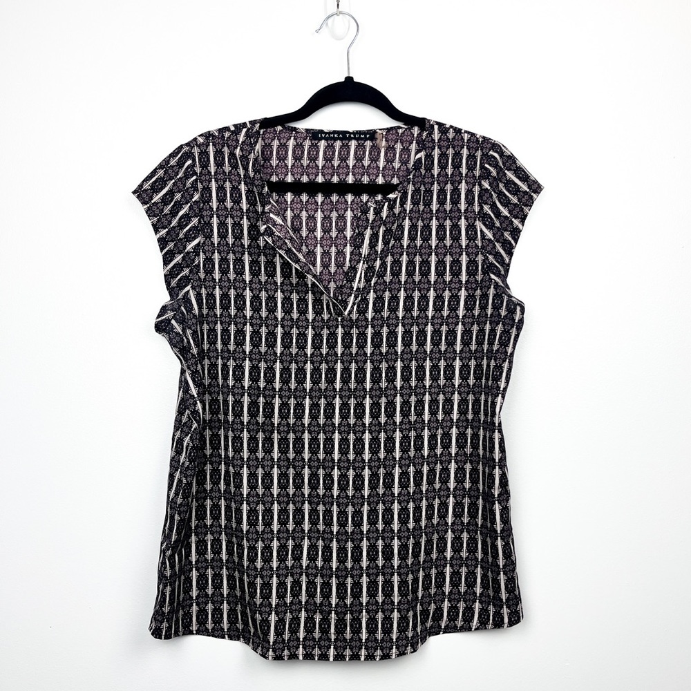 Ivanka Trump Sleeveless V-neck Purple Patterned Blouse